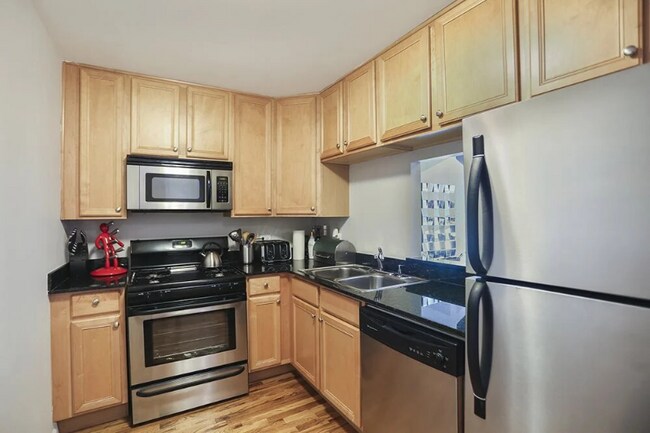 Foto del edificio - 836 W Wilson Ave