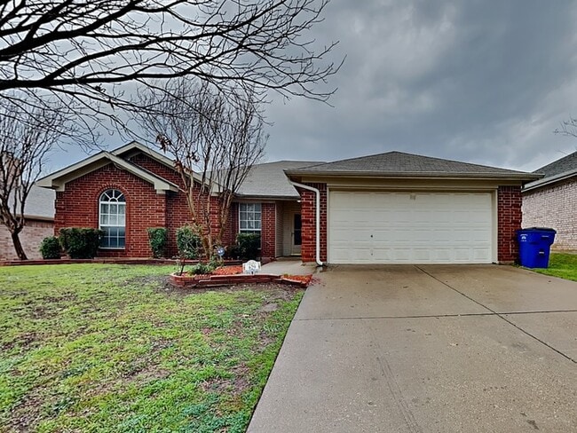 Building Photo - 629 St Eric Dr