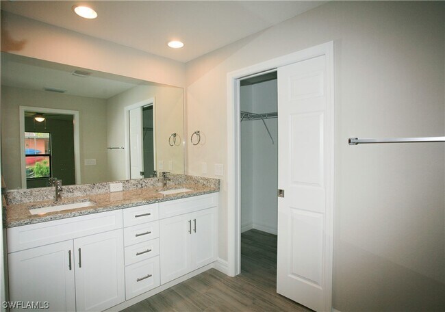 Building Photo - 8445 Coral Dr