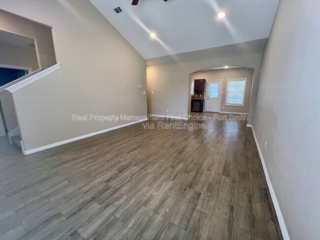Foto del edificio - 9905 Landry Dr