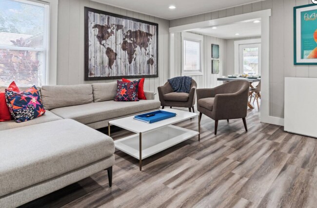 Foto del edificio - 1909 E Wilder Ave