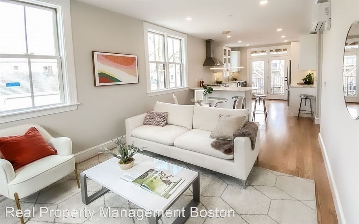 Primary Photo - 2 br, 2 bath House - 18 Porter St. #2