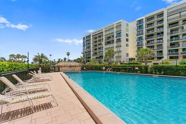 Foto del edificio - 1430 Gulf Blvd