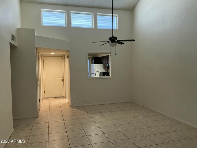 Foto del edificio - 5122 E Edgemont Ave
