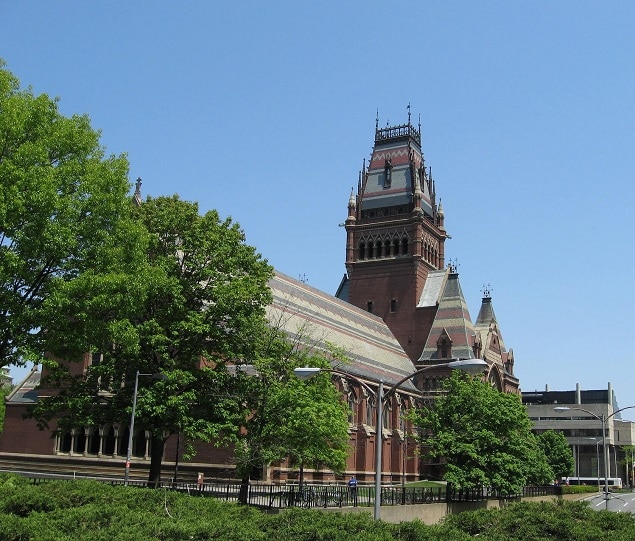 Memorial Hall, built in 1870, honors Harvard's Union soldiers