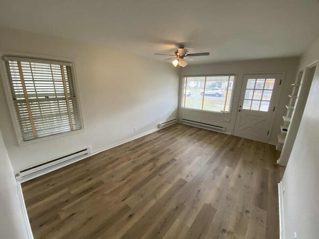 Building Photo - 2629 Dodge Ave