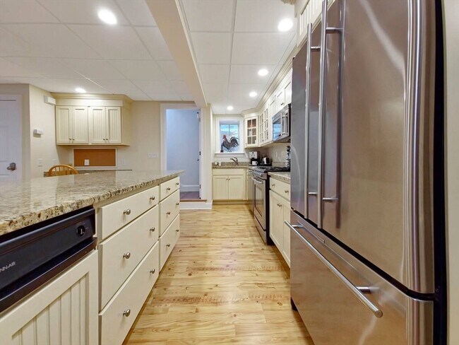 Foto del edificio - 111 Shore Dr