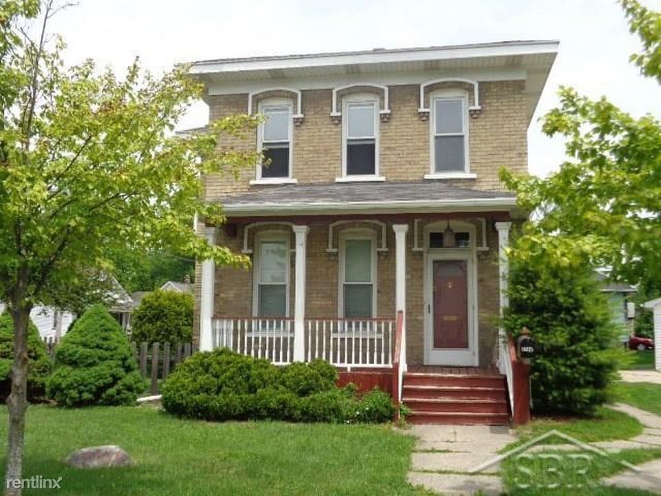 Primary Photo - 5 br, 2.5 bath House - 1318 Brockway St