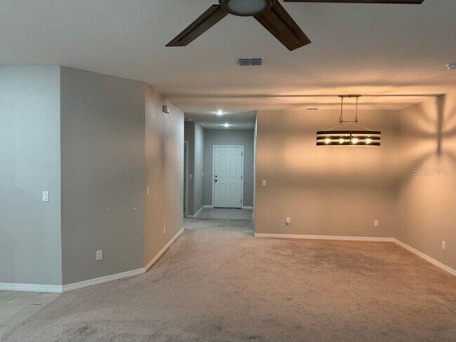 Foto del edificio - 14410 Hidden Ct