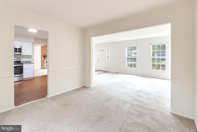 Foto del edificio - 2508 Deepford Dr