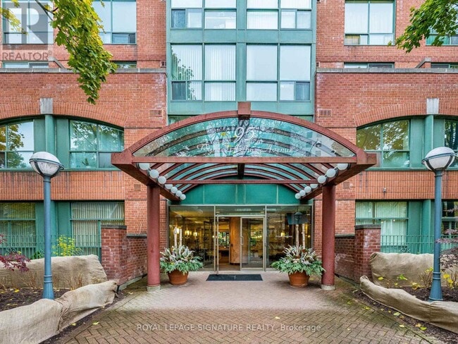 Building Photo - 95 Prince Arthur Ave