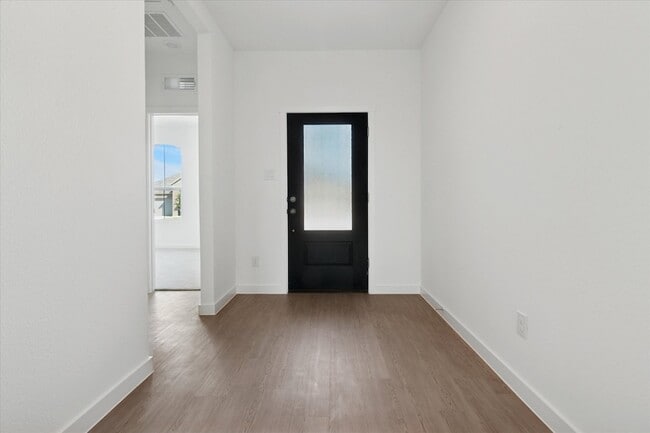 Photo - 1805 Alpine Larch Lane Unit House