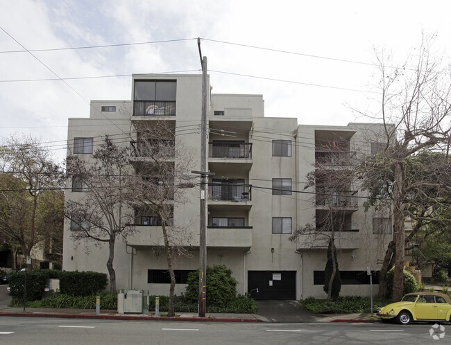 Foto del edificio - Wayne Allen