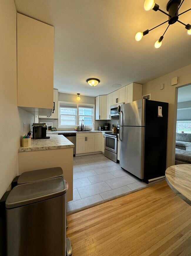 Foto del edificio - 3604 Kipling Ave