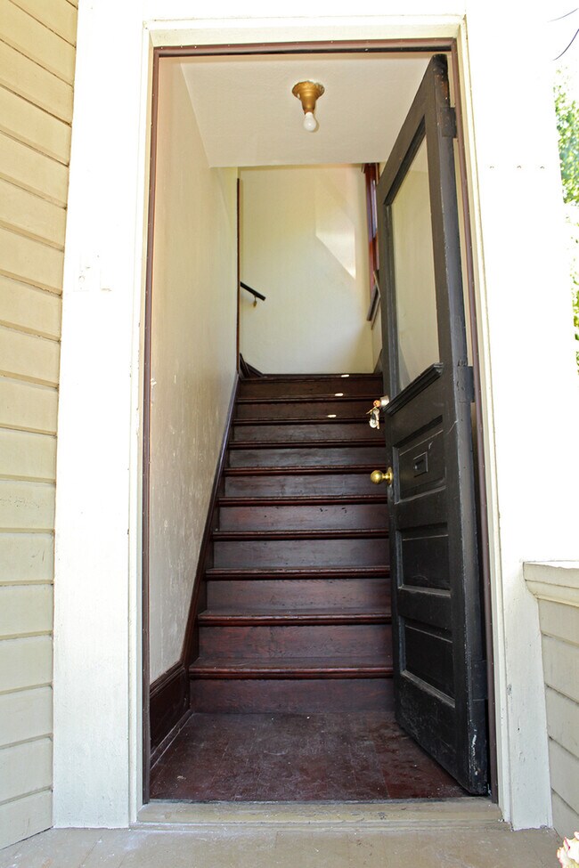 Foto del edificio - 2726-2726 NE Everett St