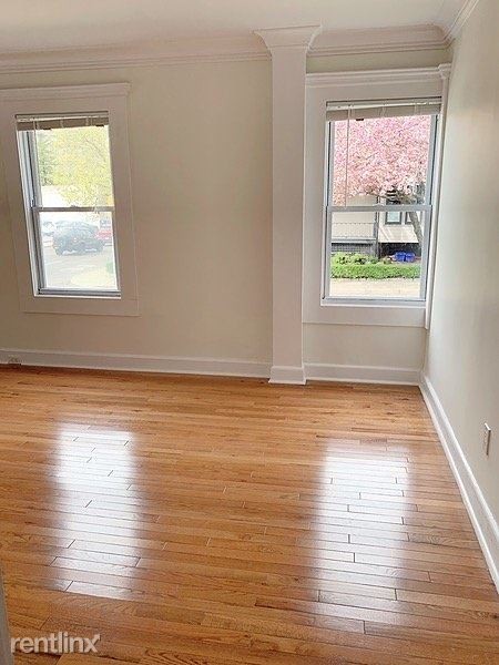 Building Photo - 3 br, 1 bath Apartment - 149 Grove Street 1