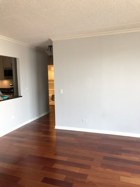 Living Room - 9737 N Fox Glen Dr