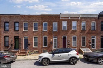 Building Photo - 1745 Clarkson St