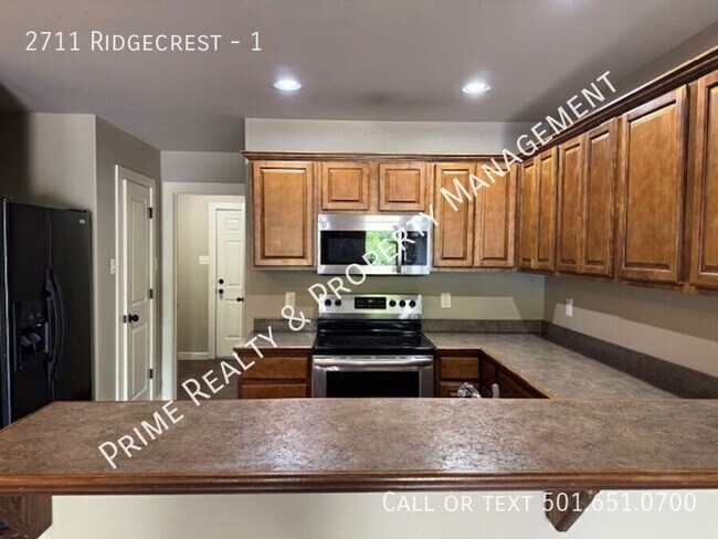 Building Photo - 2711 Ridgecrest-1