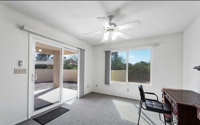 Foto del edificio - 1612 Leisure World