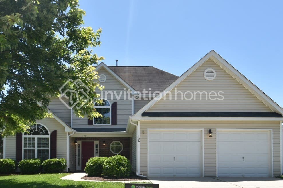 Primary Photo - 136 Gage Dr