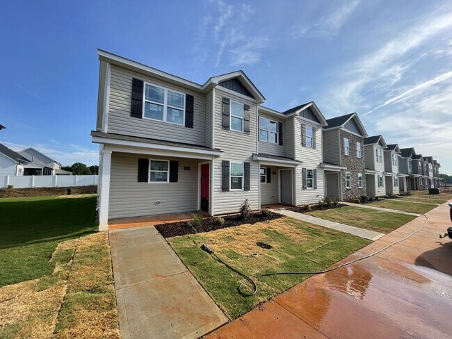 Foto del edificio - 2 bd 2.5 ba townhome