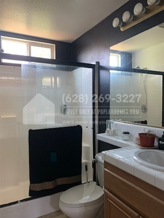 Foto del edificio - 27922 Hide Away Ct