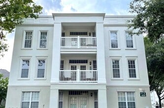 Building Photo - 1020 Siena Park Blvd W