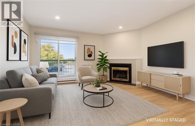 Photo du bâtiment - 1450 Glen Abbey Gate