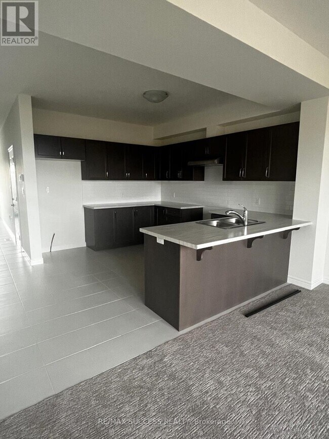 Photo du bâtiment - 23 Lloyd Davies Wy