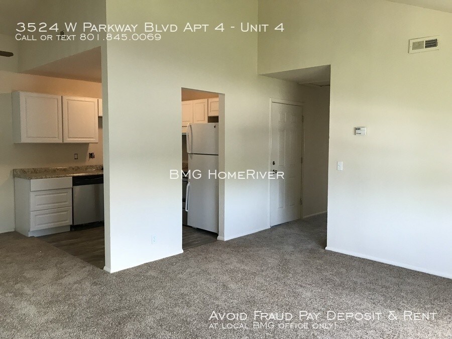 Building Photo - 3524 Parkway Blvd