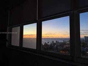 Building Photo - 3111 N Ocean Dr