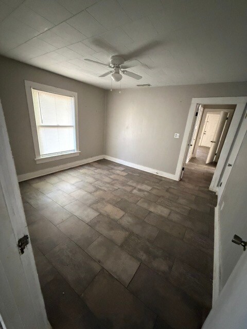 Building Photo - 1706 McGregor Ave