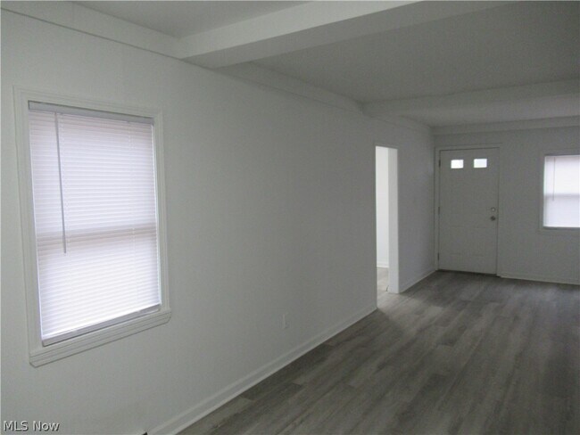 Foto del edificio - 5112 Haverford Dr