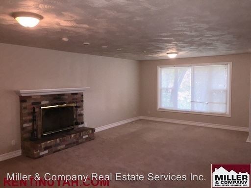 Building Photo - 9408 S Turnpike Ln