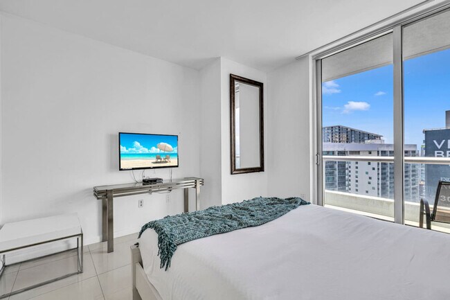 Foto del edificio - 485 Brickell Ave