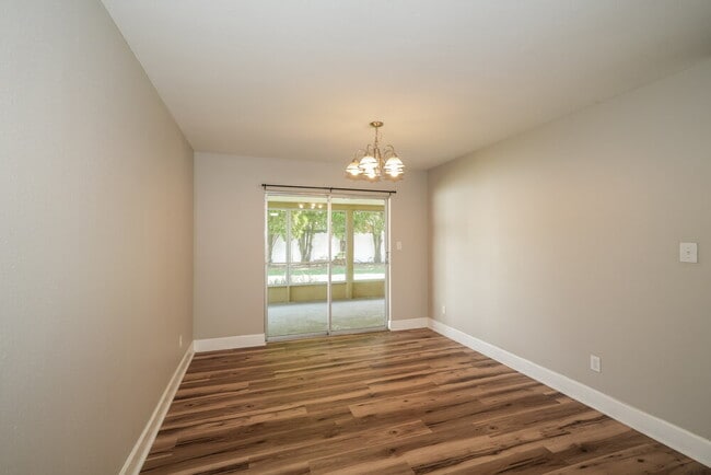 Building Photo - 31213 Lancewood Dr
