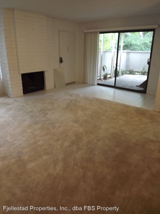 Building Photo - 3 br, 2.5 bath House - 7932 Playmor Terrace