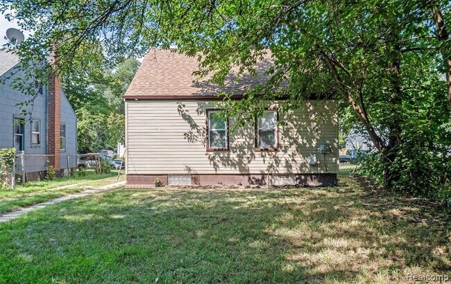 Foto del edificio - 20034 Rosemont Ave