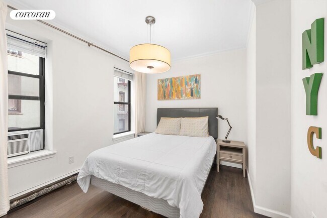 Foto del edificio - 220 W 111th St