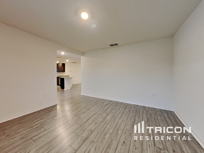 Foto del edificio - 4548 Breccia Ln