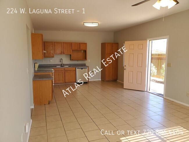 Building Photo - ** FIRST FULL MONTH FREE! SKIP THE DEPOSIT...