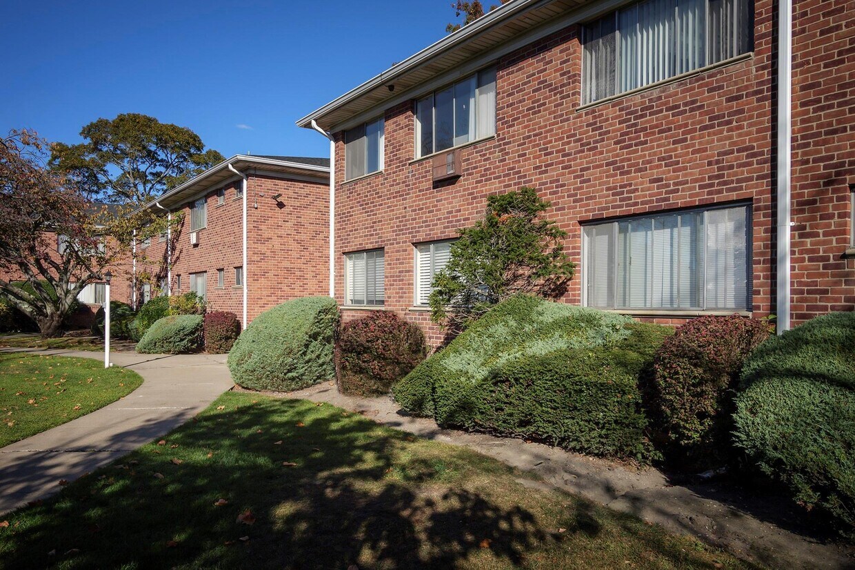 Foto principal - 11 S Saxon Ave