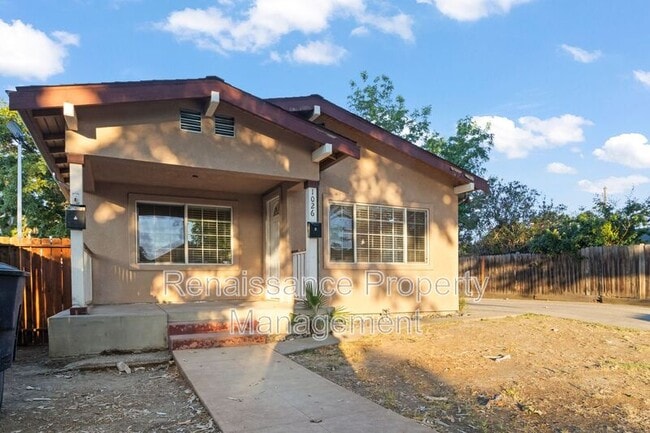 Building Photo - 1026 Windeler Ave