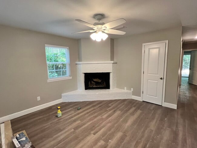 Foto del edificio - 2431 Ramblewood Ct