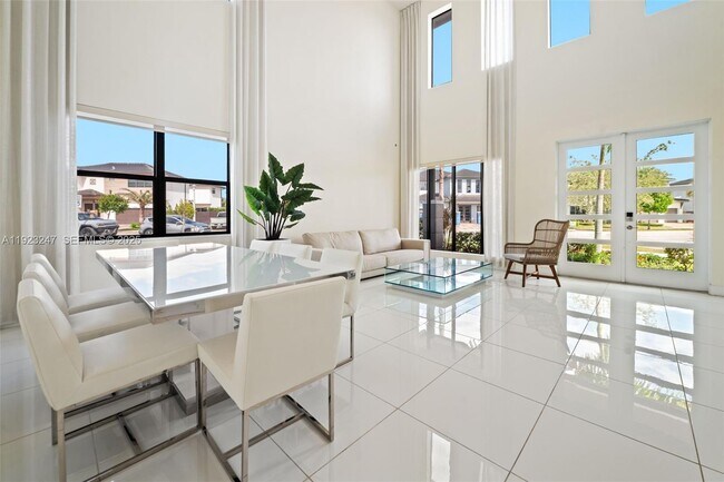 Foto del edificio - 16060 NW 89th Ct