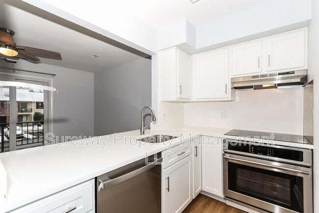 Building Photo - 534B Willow Turn