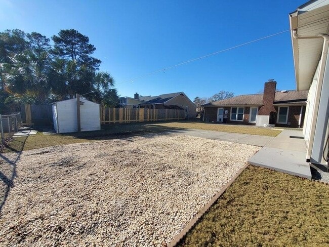 Building Photo - 505 Longleaf Rd