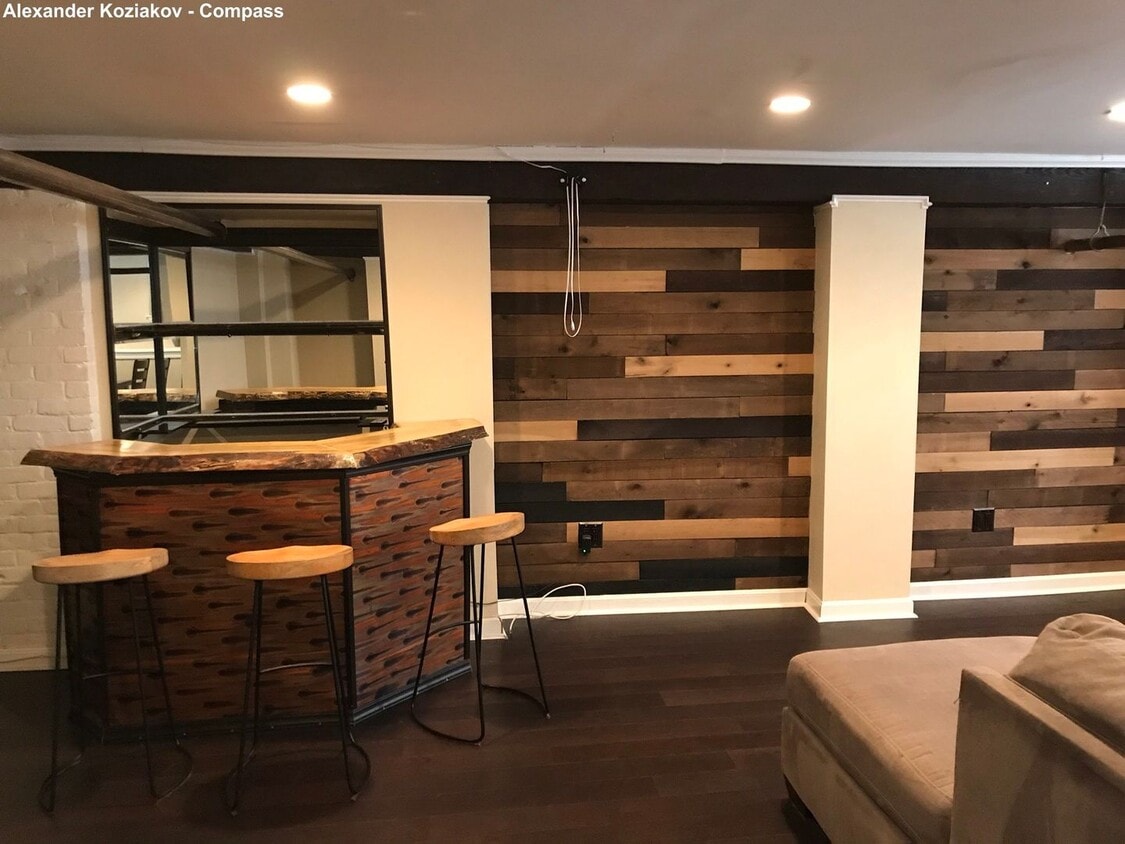 5 Bedroom - 5 Bedroom