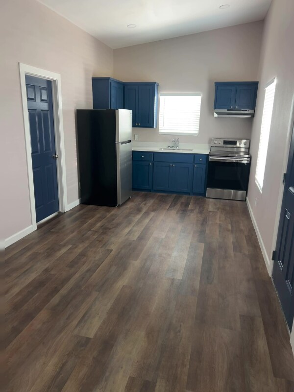 Building Photo - 8413 Jaime Cavazos St